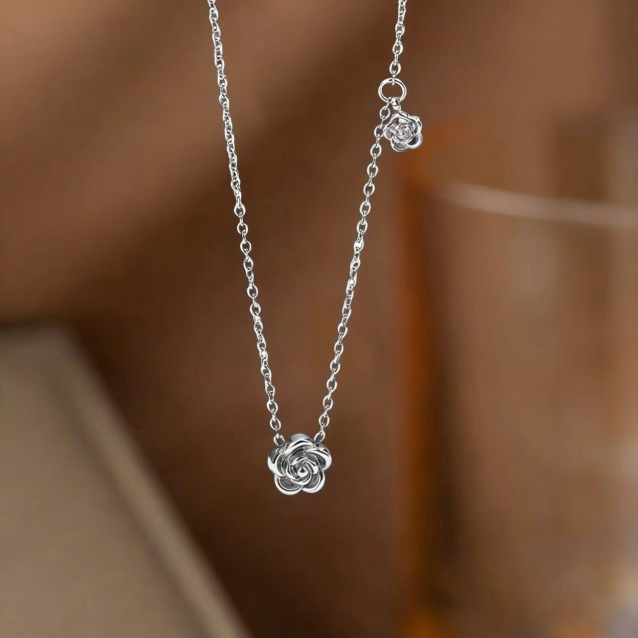 Luxe parelketting met magneetsluiting voor dames_voghion.com