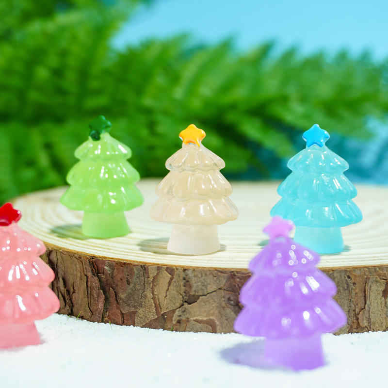 Árbol de Navidad hecho de nieve paisaje micro paisaje creativo luminoso accesorios de decoración de bricolaje decoración pequeña en miniatura comercio exterior transfronterizo