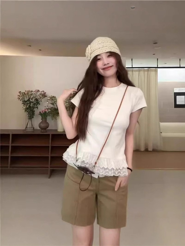 専用のディザトーン260グラムは韓国系の甘いレースの裾の半袖tシャツの中に上着を着ます。|undefined