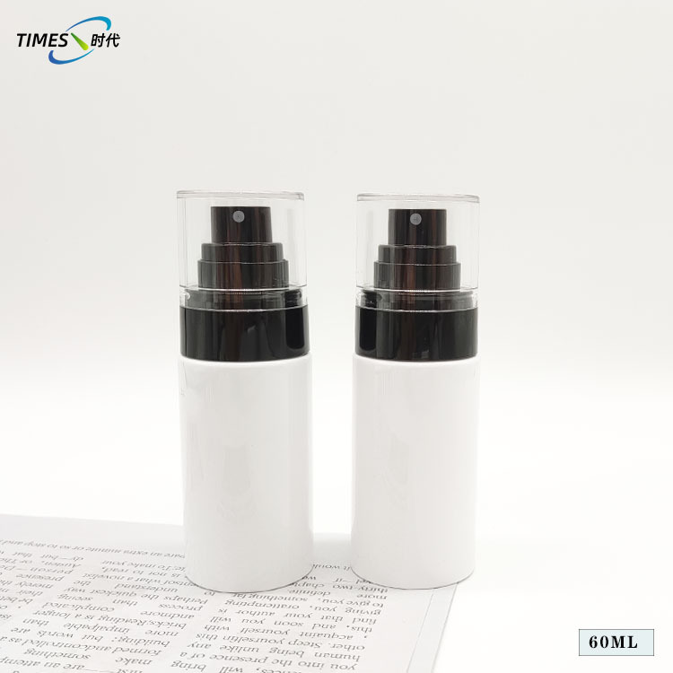 24牙60毫升PET白色细雾平肩喷雾瓶 双台阶补水塑料瓶 白色喷雾瓶