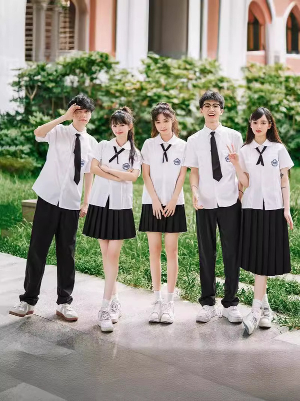 台湾の制服セットには中学生jk制服白シャツがついています。|undefined