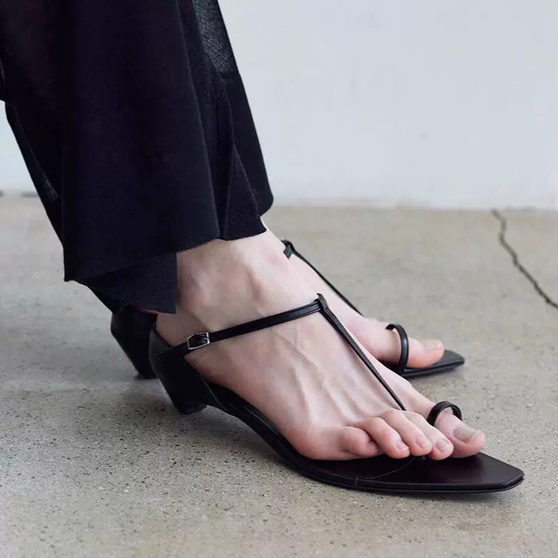 Версия из воловьей кожи ~ Босоножки на каблуке с однорядным ремешком из натуральной кожи для женщин, летняя верхняя одежда, полутапочки на толстом каблуке, маленькие сандалии с узором «елочка»