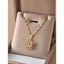 H 12730 Zircon Flower Titanium Necklace �ʯ�����Ѹ�����