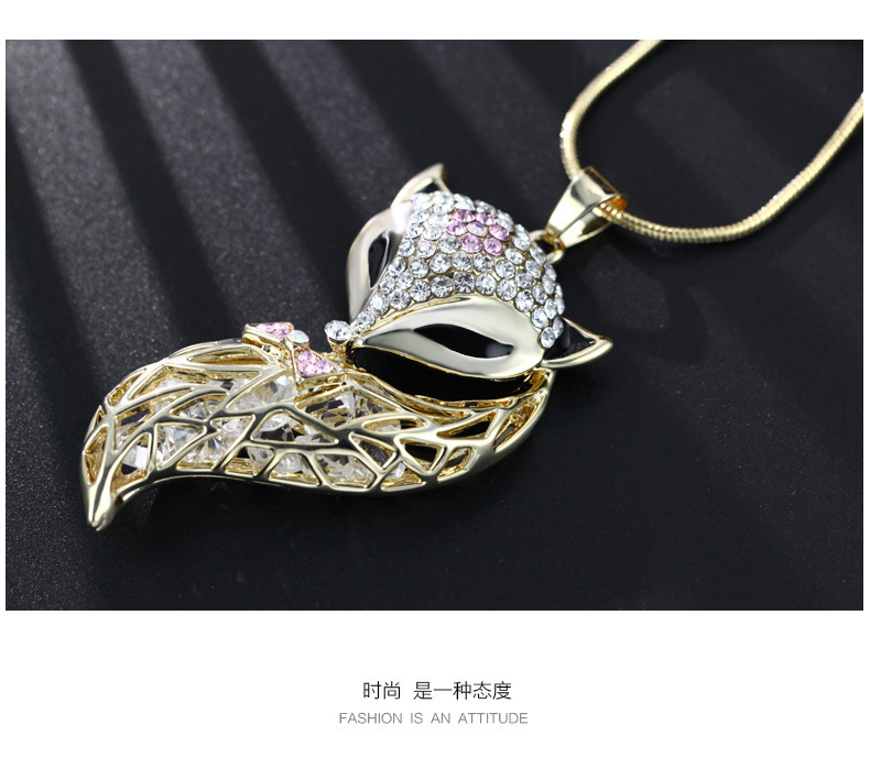 Korean version of the long fashion trendy fox creative sweater chain accessories