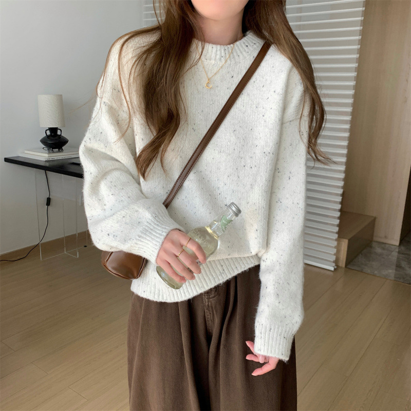 Hot-Selling Spot Autumn and Winter Korean Style Lazy Loose Round Neck Snowflake Design Arctic Velvet Knitwear Bottoming Sweater