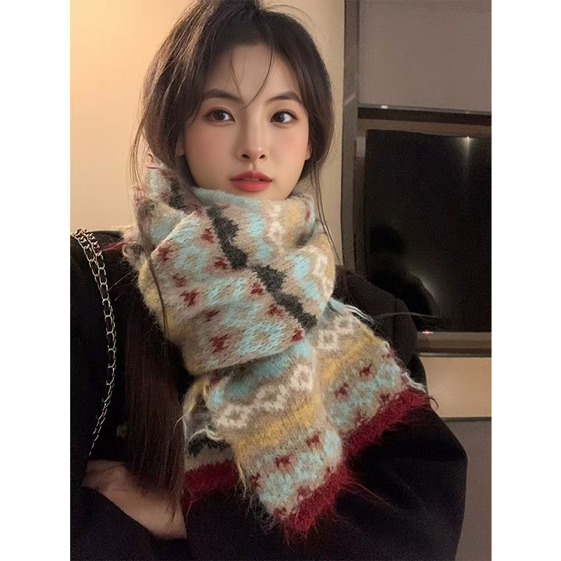 Korean Style Retro Fair Isle Wool Scarf for Women, Winter Atmosphere, Thick Warm Narrow Knitted Neck Warmer Korean Style Retro Fair Isle Wool Scarf for Women, Winter Atmosphere, Thick Warm Narrow Knitted Neck Warmer