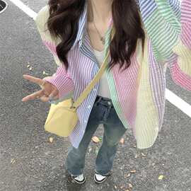 马卡龙拼色条纹长袖衬衫女2025秋季设计感宽松休闲减龄百搭衬衣服