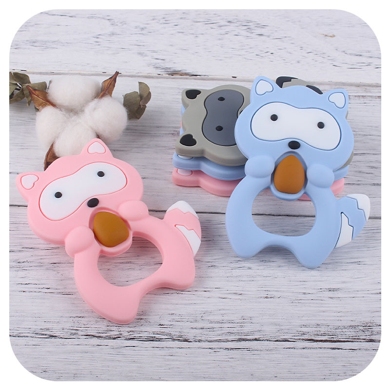Amazon nuevo animal de dibujos animados mapache molar silicona teether bebé juguete creativo teether stick materno y infantil suministros