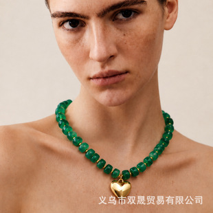 �羳�W�������F���r�еĲ�ɫ���������Ӵ������ĵ�����Ů���l