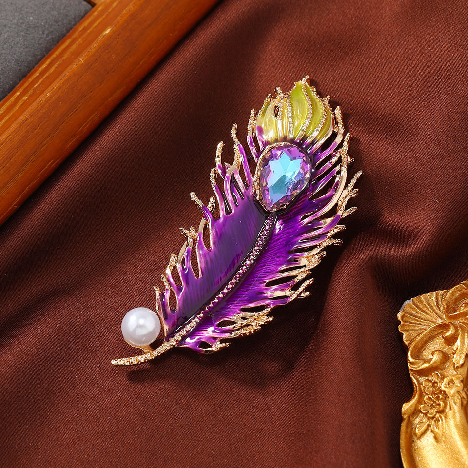 Retro Vintage Style Pin Leaf Peacock Colorful Alloy Feather Zircon Unisex Corsage display picture 7