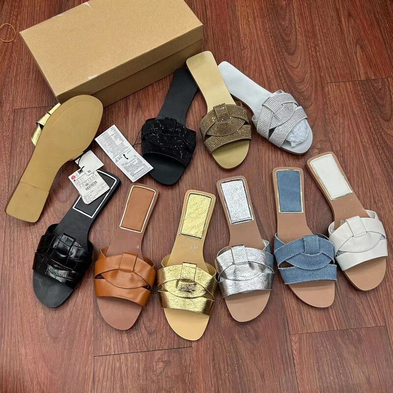 European and American Foreign Trade New Cross Flat Sandals, Simple and Versatile Outer Wear Women's Slippers