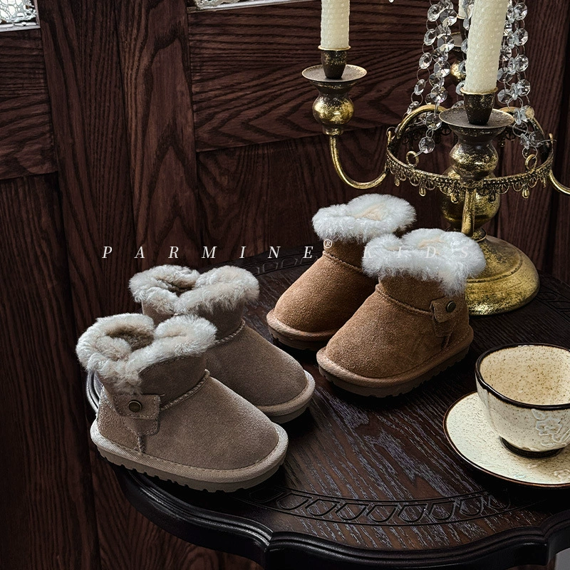 Кожаные мужчины и женщины теплые толстые хлопковые сапоги зимние новые детские бархатные снежные сапоги шерстяные хлопчатобумажные туфли