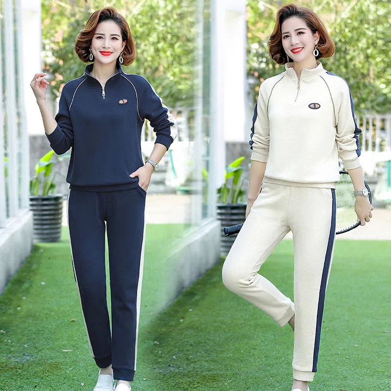 Autumn sports suit