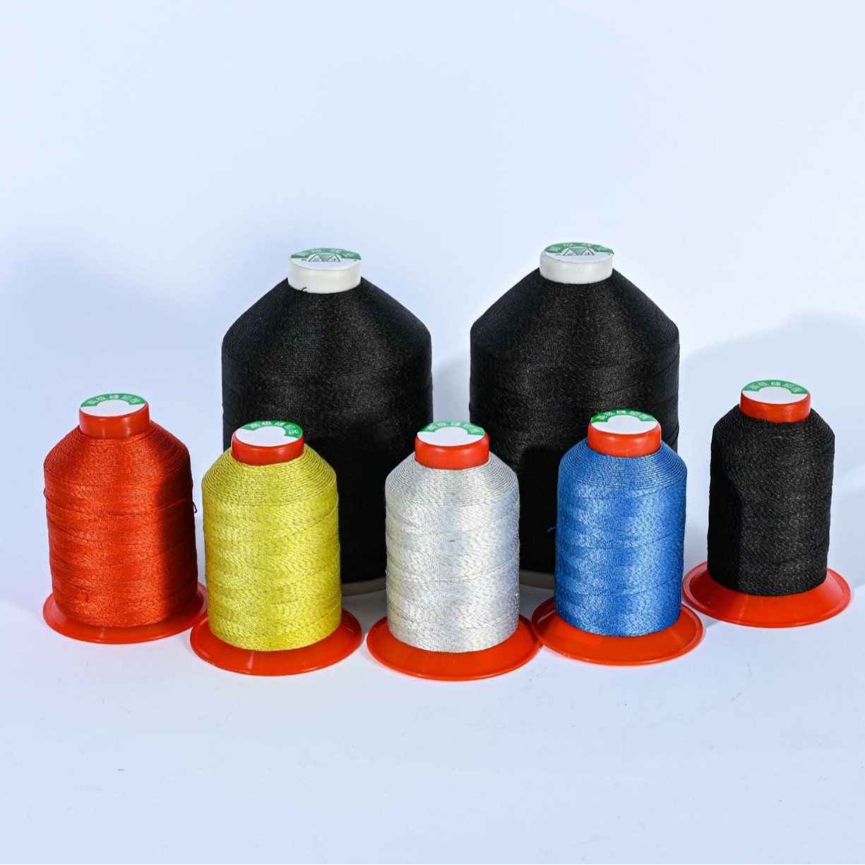 顺欣厂家直销免泡油优质导电线防静电线导电缝纫线鞋垫线批发现货