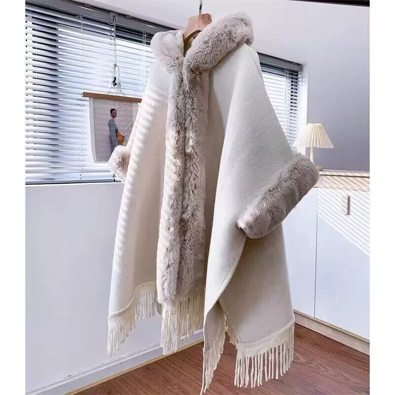 Перхолищный плащ в демисезон, тренч, западный стиль, plus size, с капюшоном и отделкой из искусственного меха