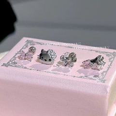 新しいかわいいkt猫の耳の釘の女性ピンクの五角星の甘くて小さいチタンの耳のウォームの女性の卸売り