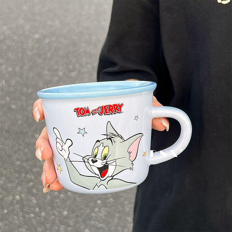 Керамическая кружка (Tom and Jerry), 330 мл, мультяшный дизайн, цветной ободок