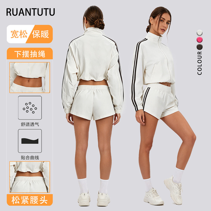 New European and American style yoga set for women, stand-up collar zip-up jacket, high-waisted shorts, quick-dry breathable running fitness two-piece set