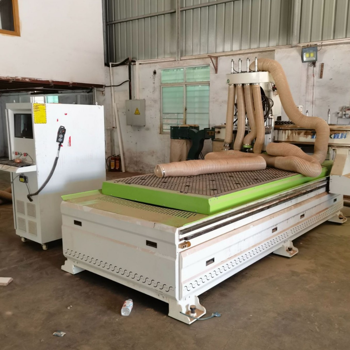 广东厂家直供机械设备数控开料机全自动多工序数控开料机回收机械