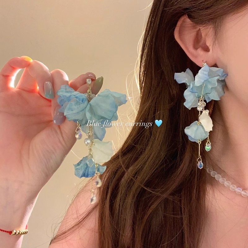 Flower tassel earrings