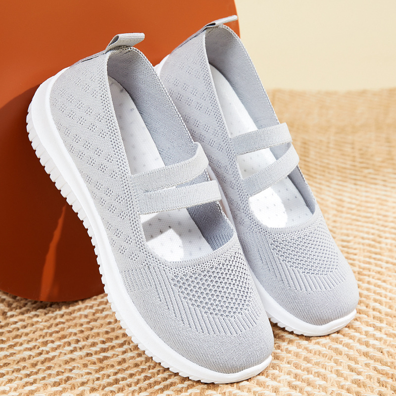 Zapatos para mujer 2025 verano nuevo estilo zapatos de tela transfronterizos de gran tamaño zapatos de mujer de comercio exterior zapatos transpirables de tejido de mosca suela suave zapatos casuales para mamá