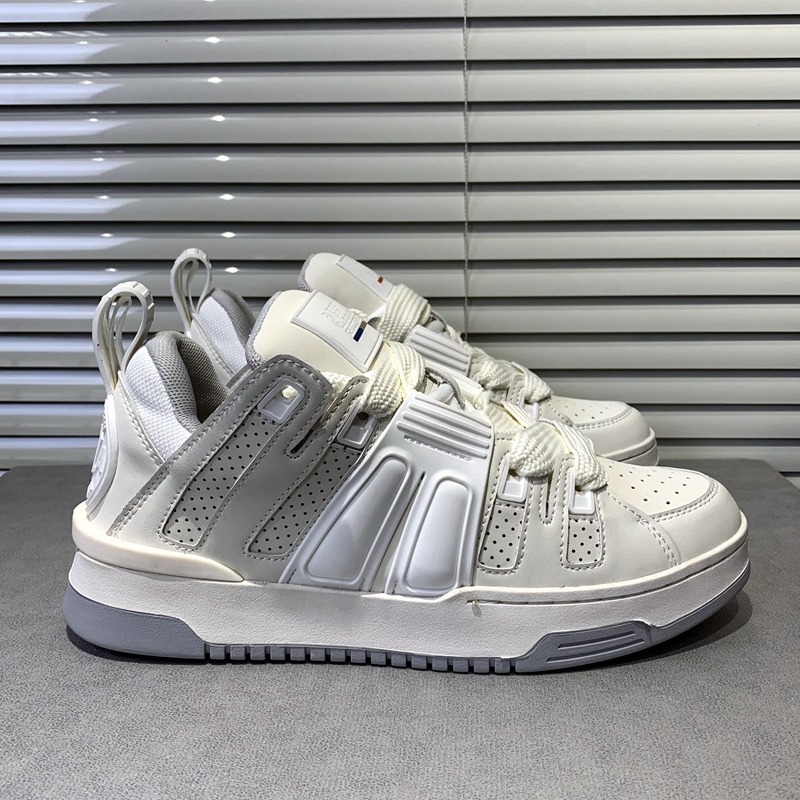 Solid niche couple bread solid color versatile, age reducing, American style thick soles, high height board shoes, men's_voghion.com