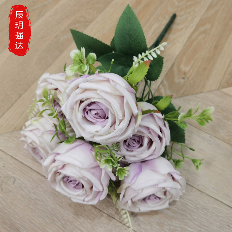 보라색