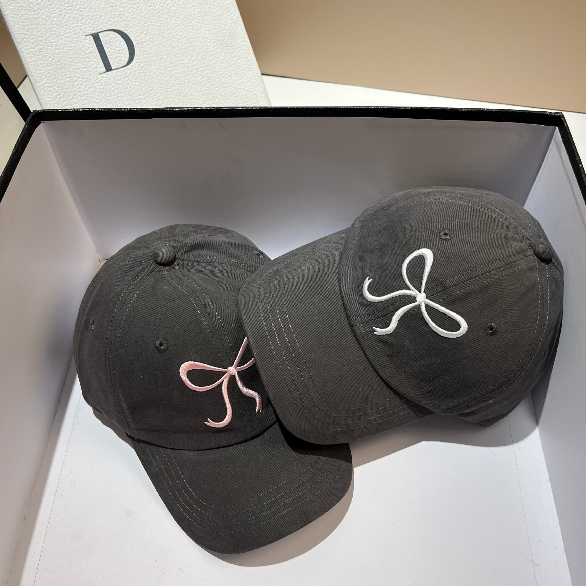 Κορεάτικο καπέλο μπέιζμπολ σε στυλ αστεριού, φρέσκο, γλυκό κεντημένο φιόγκο με ράμφος πάπιας, νέο αθλητικό καπέλο για την άνοιξη και το καλοκαίρι_voghion.com