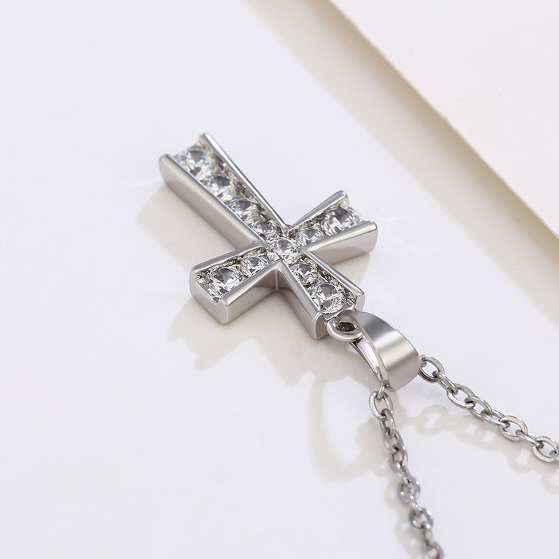 Xupin joyería Blanca Cruz con incrustaciones de circonio colgante europeo y americano personalidad simple estilo frío hombres y mujeres colgante al por mayor