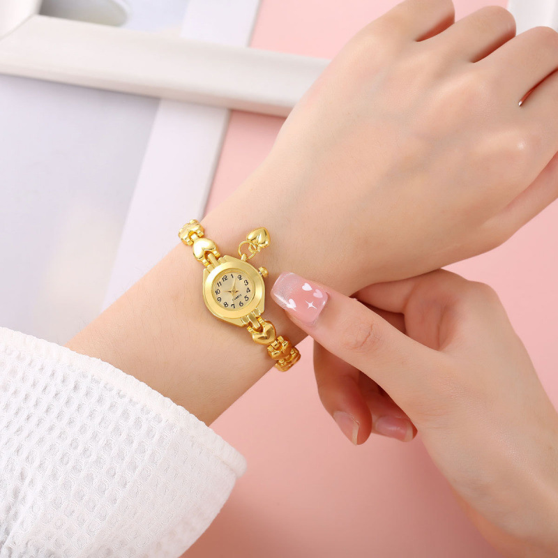Comercio extranjero oro cuarzo chicas moda moda moda moda accesorios de mujer relojes en stock