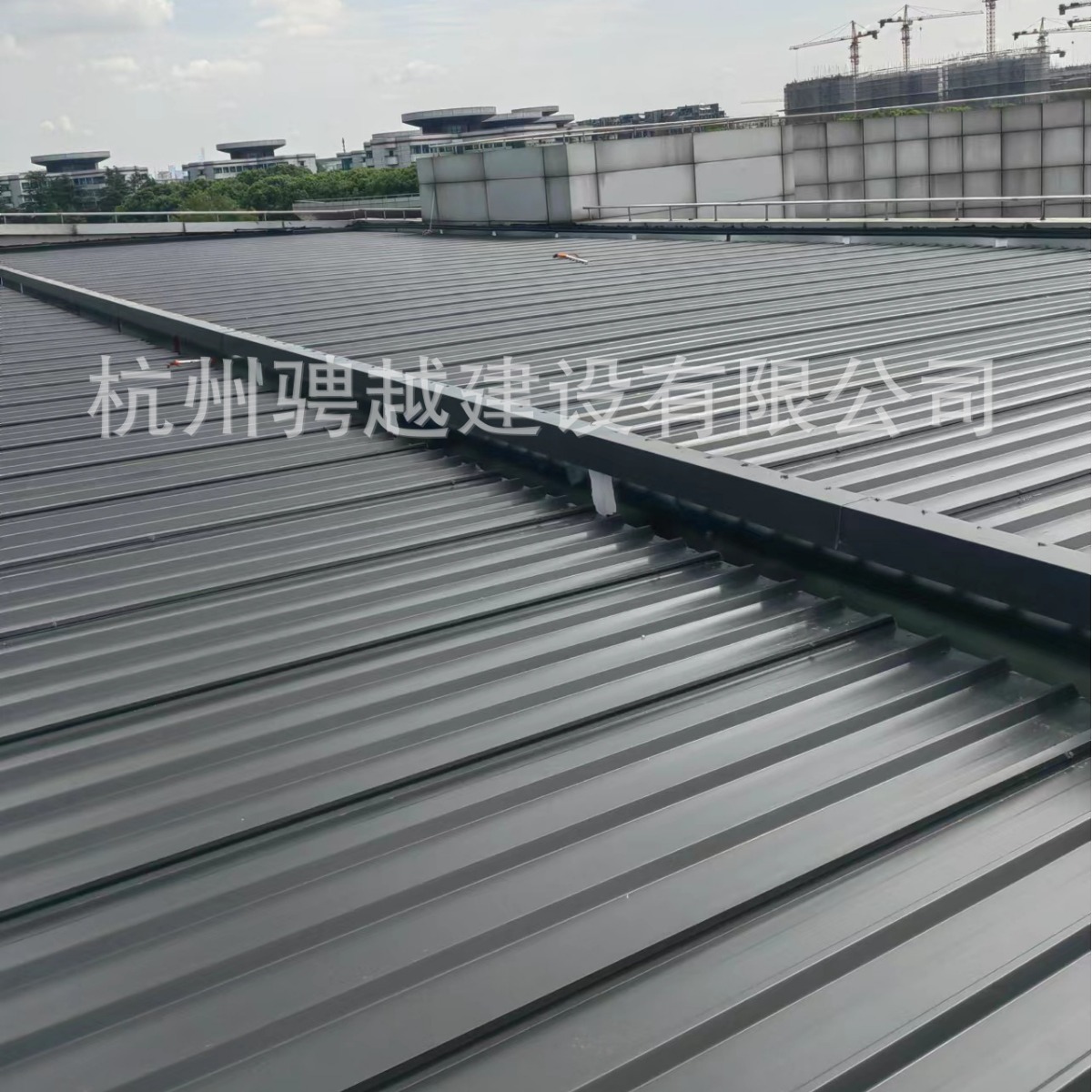 Fábrica de suministro directo de pared de techo panel sandwich aislante térmico pared de aislamiento térmico placa compuesta a prueba de fuego 950