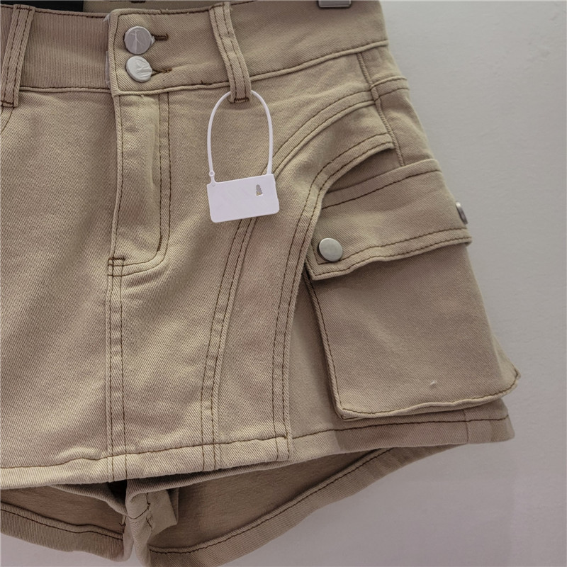 Pantalón Corto de Mezclilla con Botones Irregulares de Mezclilla y Poliéster para Verano