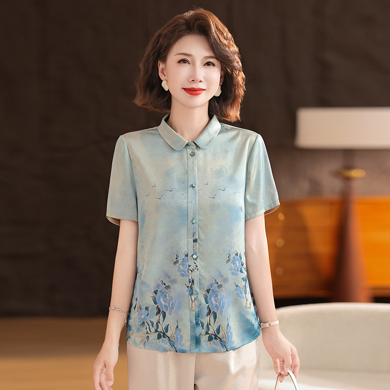 Mom's Summer Short-Sleeved Silk Shirt 2025 New Style Middle-Aged and Elderly Women's Mulberry Silk Printed Cardigan Top Mom's Summer Short-Sleeved Silk Shirt 2025 New Style Middle-Aged and Elderly Women's Mulberry Silk Printed Cardigan Top