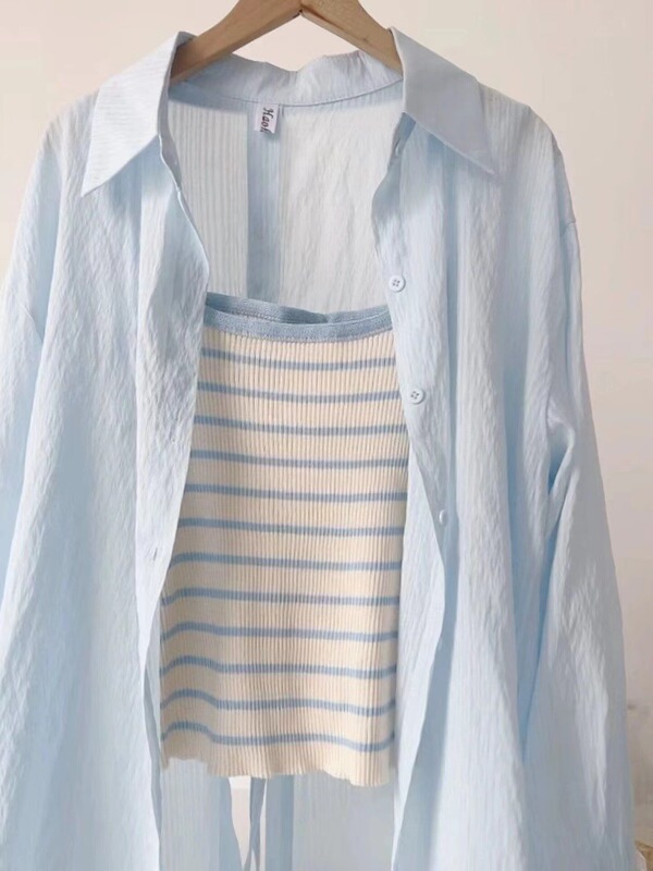 Summer Sun-Protective Textured Shirt and Vest Two-Piece Set, Solid Color, Cool and Stylish with Back Slit Design, Thin and Loose-Fitting Jacket Summer Sun-Protective Textured Shirt and Vest Two-Piece Set, Solid Color, Cool and Stylish with Back Slit Design, Thin and Loose-Fitting Jacket