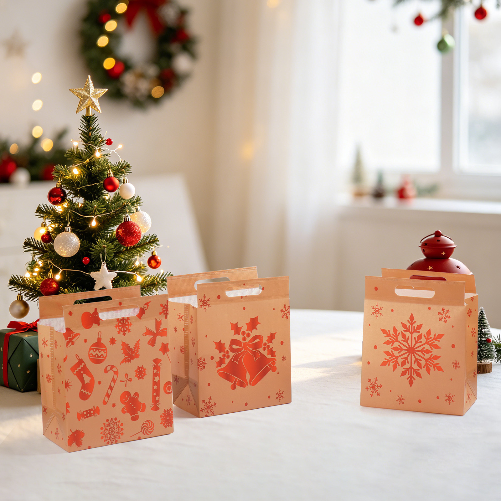Engrosar las bolsas de Navidad no tejidas bolsas de regalo grandes bolsas de regalo promoción de tiendas de centros comerciales bolsas de mano se pueden imprimir logotipos image 4