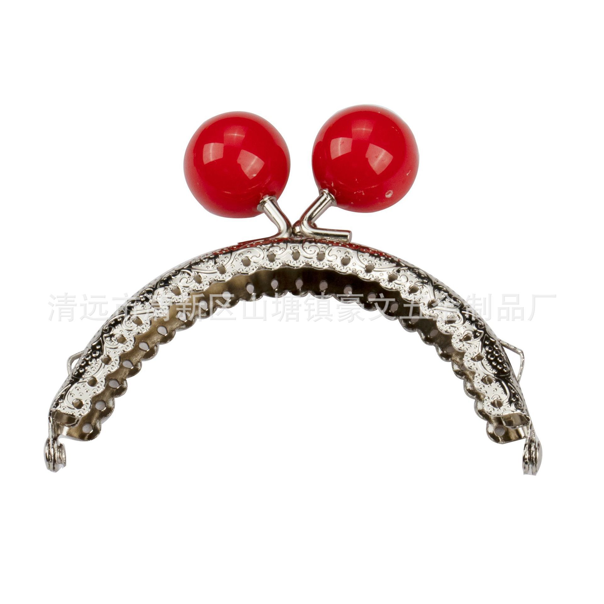 Orejas 8.5 semirredondas flores convexas encaje 20mm gran perla caramelo perla boca oro hardware accesorios de oro muñeca cosida a mano