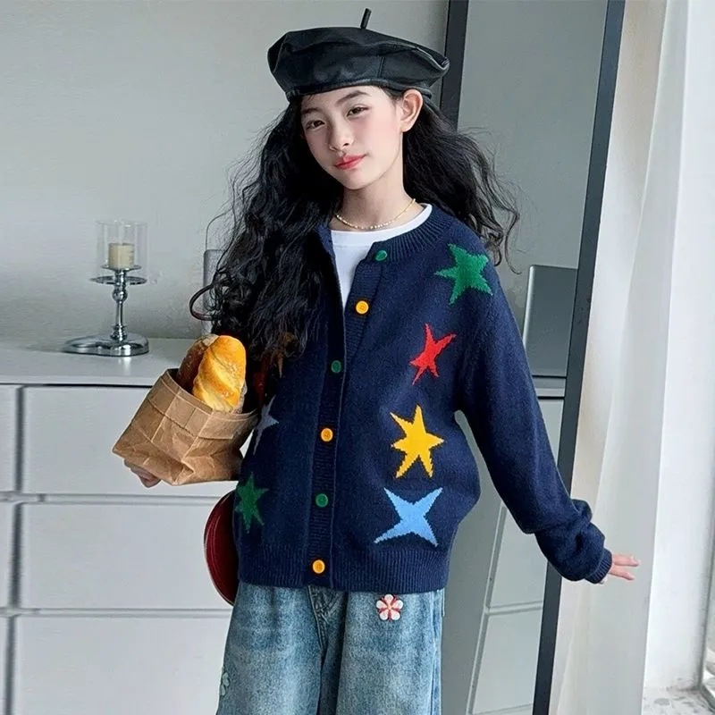 New autumn sweater for girls, stylish and versatile knitted top, children's casual cardigan jacket for spring and autumn.