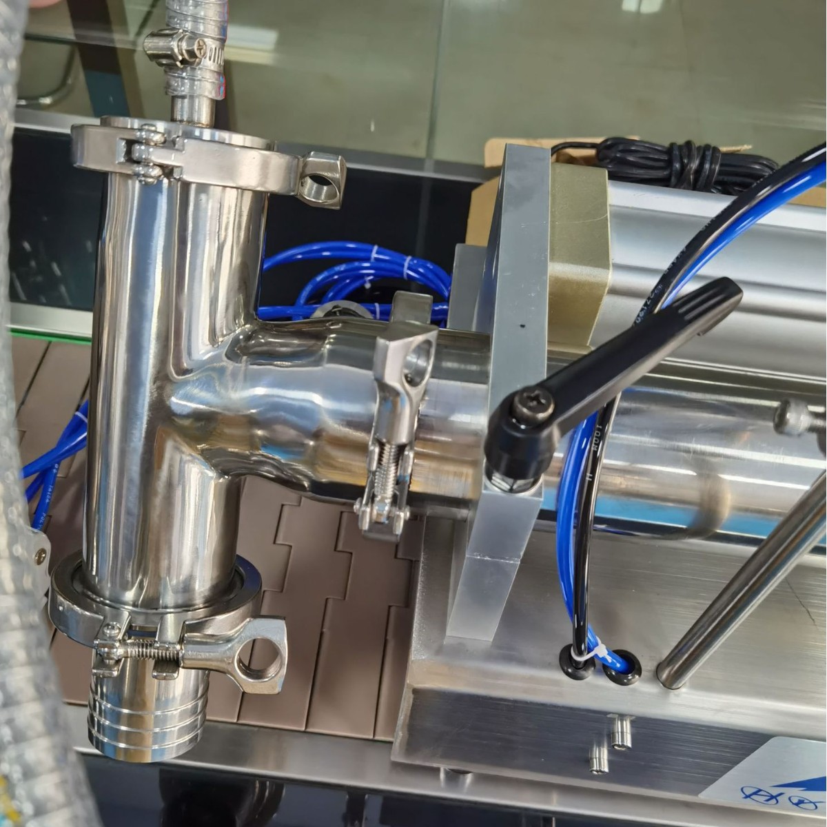 Զ���е���Զ�������ʽ��װ����֭������÷֭��װ��