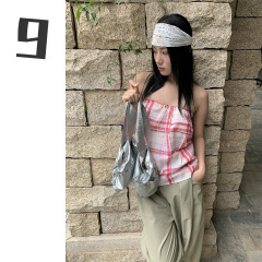 [9hour] レトロ手描きチェック柄チューブトップ女性用 2025 夏甘くてスパイシーな多用途パーソナライズされた巾着胸ラップ c9337