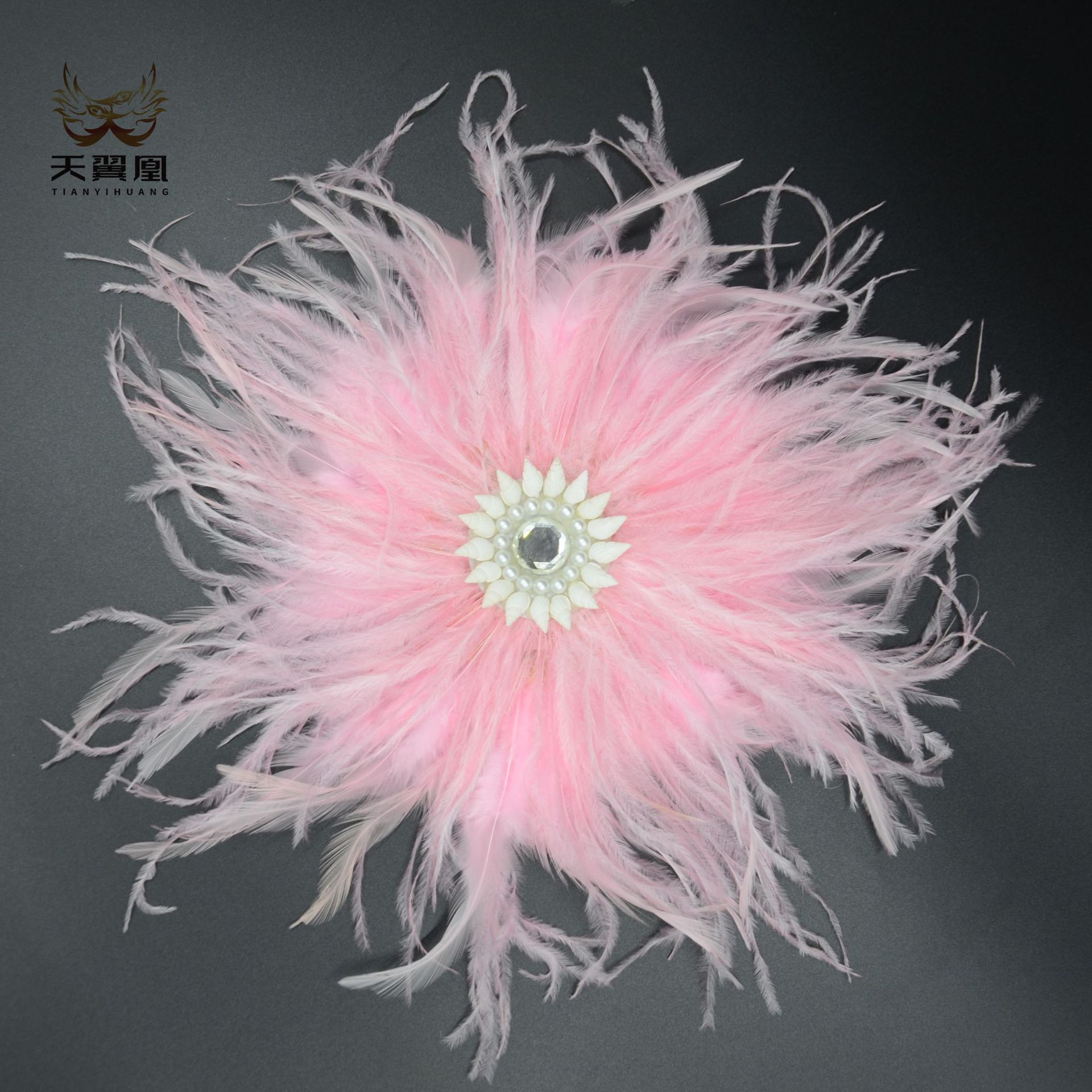 Fashionable hairgrip lapel pin