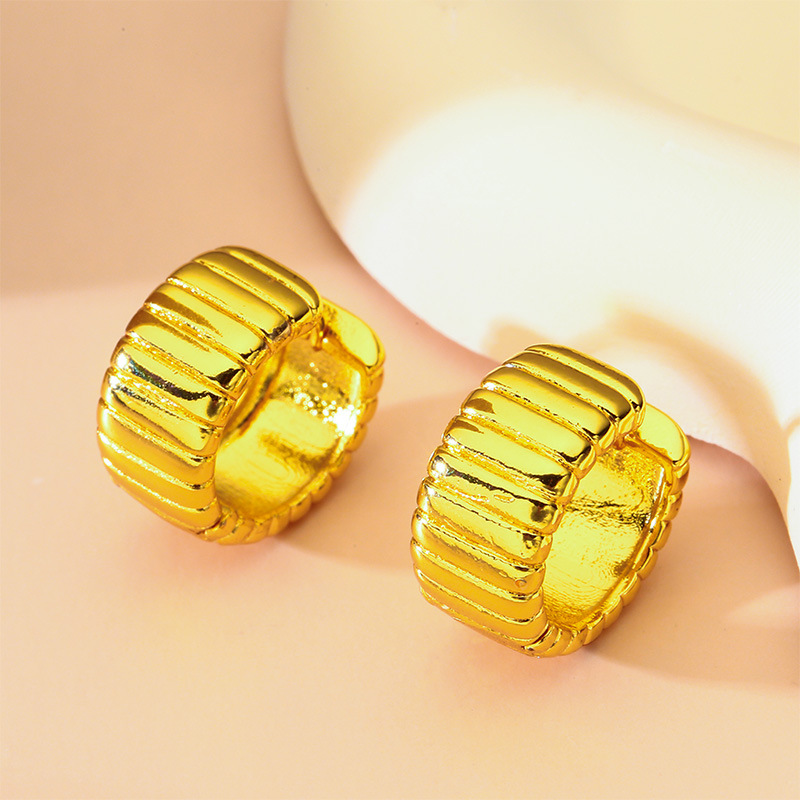 Vietnamese Sand Gold Women's Fashion Earrings Earrings Wide Edge Women's New Ear Jewelry Wholesale Strip Earrings