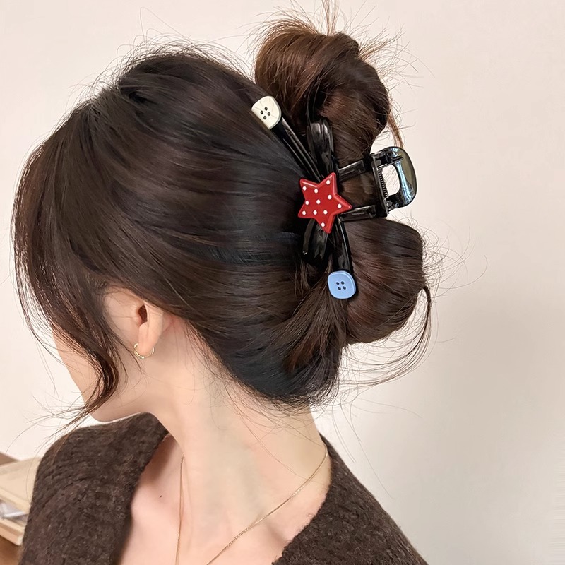 韓国のアクリルのヘアピンの女性の後頭部のヘアクリップの頭飾りネットの赤い真珠のクリップの気質の愛のサメのクリップ