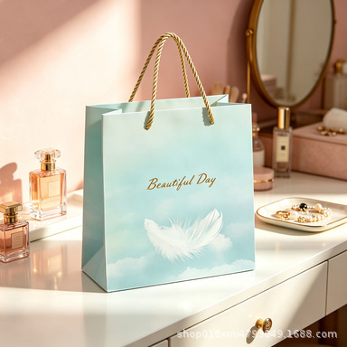 Elegant gradient white feather gift bag, high-end quality white cardboard tote bag, ins-style holiday party gift bag