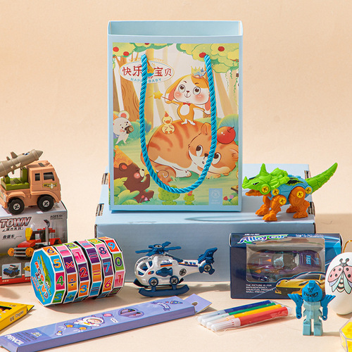 Children's Day gift box for boys and girls birthday and one-year-old souvenirs kindergarten educational beginning of school graduation season toy gift set