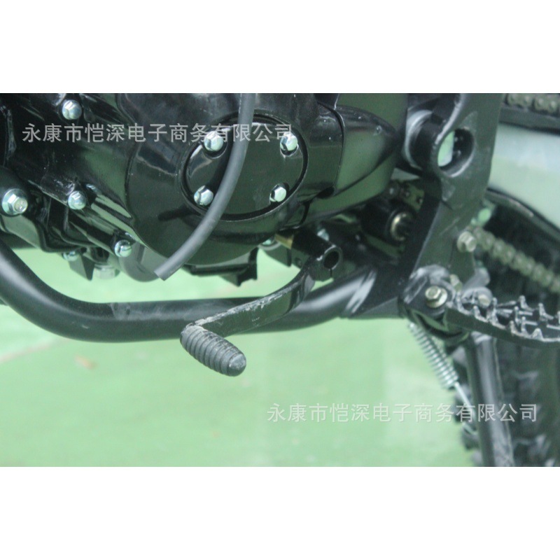 Large Off-Road 250Cc Two-Wheeled Off-Road Motorcycle with High-Performance Air-Cooled Engine, Mountain Bike, Rally Motorcycle