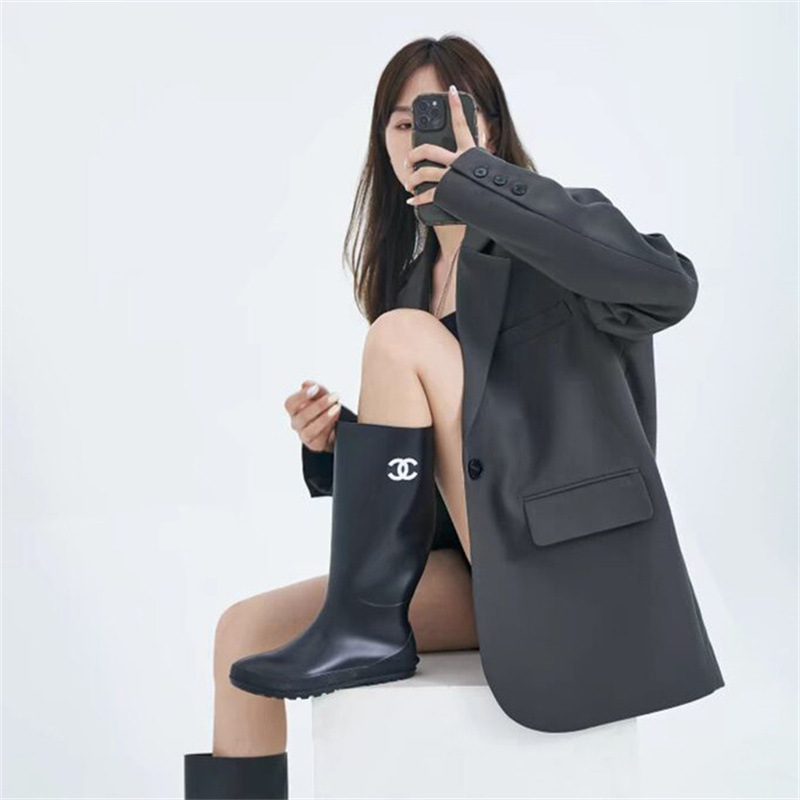 Casual Blazer for Women 2026 Autumn New Style Loose Fit Stylish Commuter Trendy Street-Style Small Suit Jacket for Women Casual Blazer for Women 2026 Autumn New Style Loose Fit Stylish Commuter Trendy Street-Style Small Suit Jacket for Women
