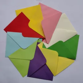 信纸、信封;纸袋;会员卡