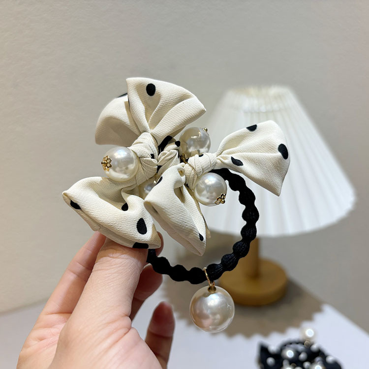 Elastico per capelli in raso a pois con fiocco e perla elegante_voghion.com