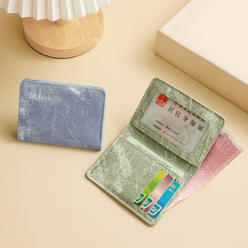 Blue color card holder with 4 card slots [notes need to be folded]