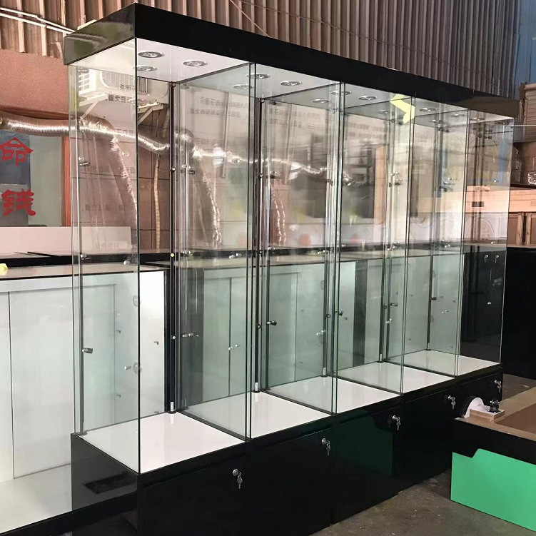 专业供应 结实耐用硬度高的 玻璃精品展柜 样品展示柜